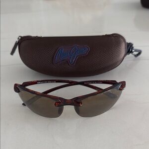 Maui Jim Brown Tortoise Sunglasses with Case (Banyans 771557)